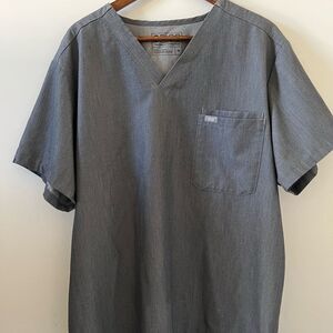 Figs Technical Collection Men's Leon Graphite Gray Scrub Top Size XL